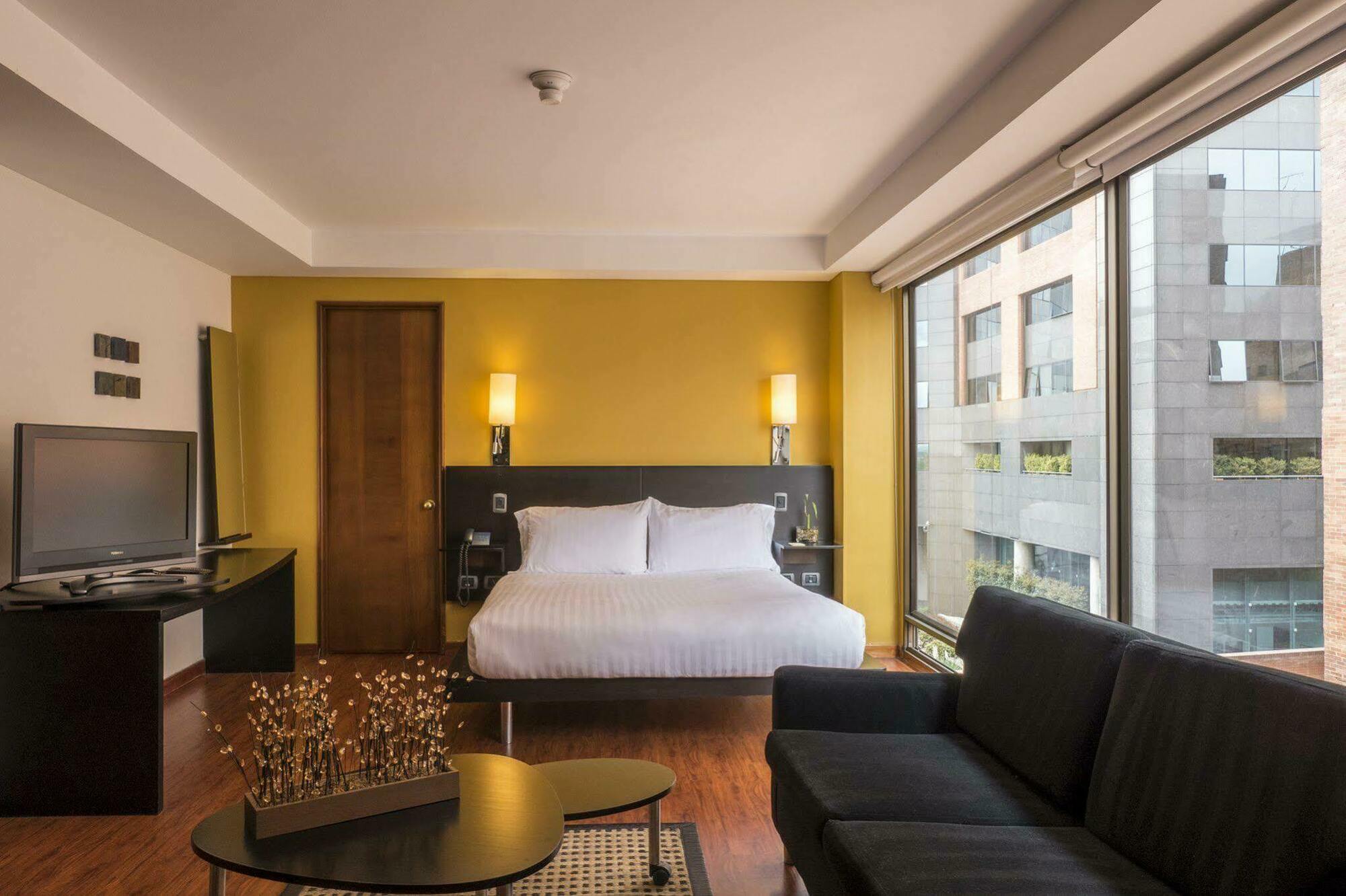 Hotel Lugano Suites Bogotá Eksteriør billede